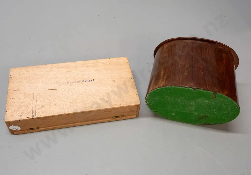 oval rosewood canister with hinged 2/3-lid, lined with green baize, and a cigar box with 1928 customs stamp, and a small Image 1++