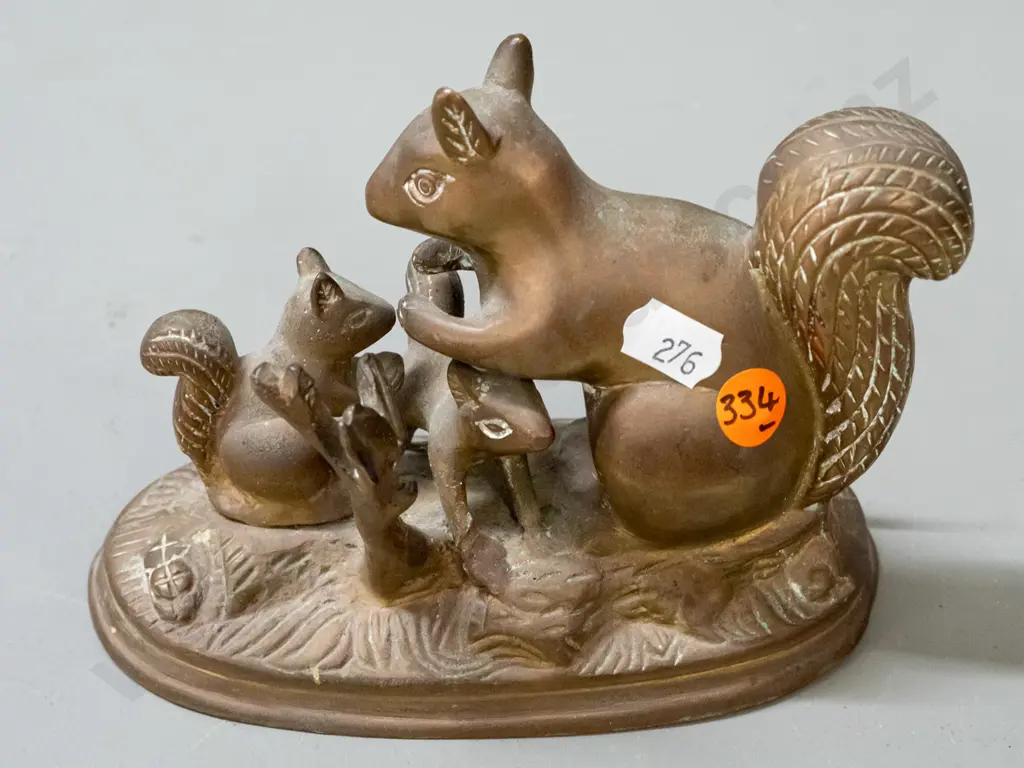 cast brass squirrel figure group H-110 L-160 Image 1++