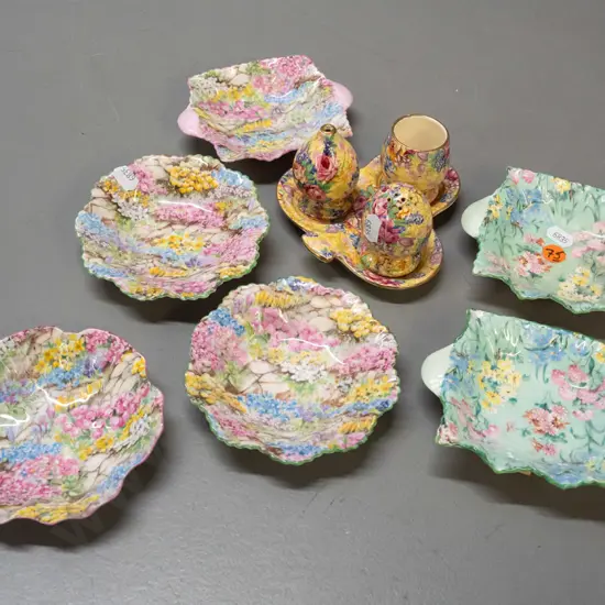 6 small Shelley floral dishes, 4 with hangers on backs & a Royal Winton "Welbeck" clover-leaf shape condiment set