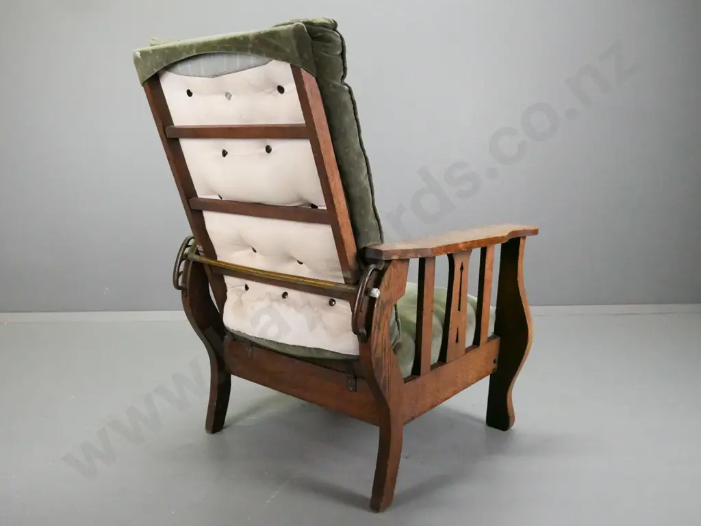 vintage oak Morris chair with shaped arms and front supports, pierced decorated side splats, reclining fittings with Image 1++