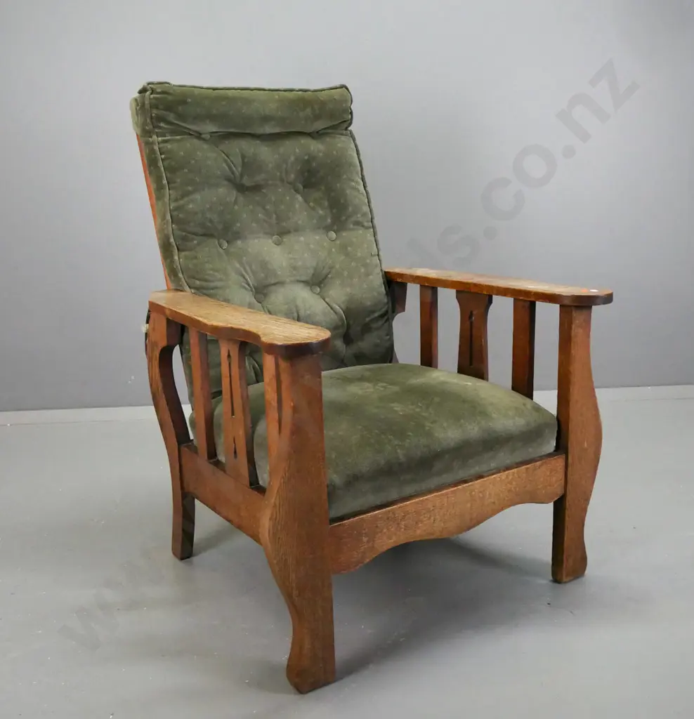 vintage oak Morris chair with shaped arms and front supports, pierced decorated side splats, reclining fittings with Image 1++