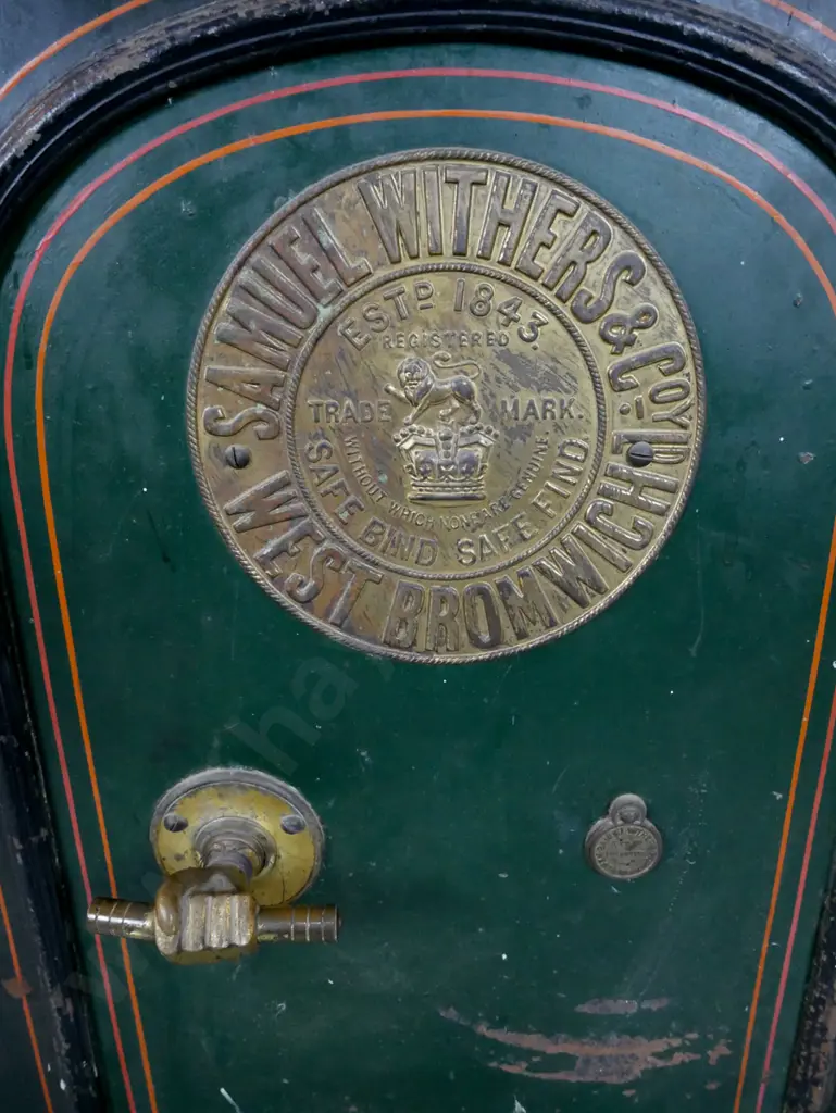 Victorian floor safe; Samuel Withers & Co West Brumwich -  only has keys for inside drawers, no outer door key. Image 1++