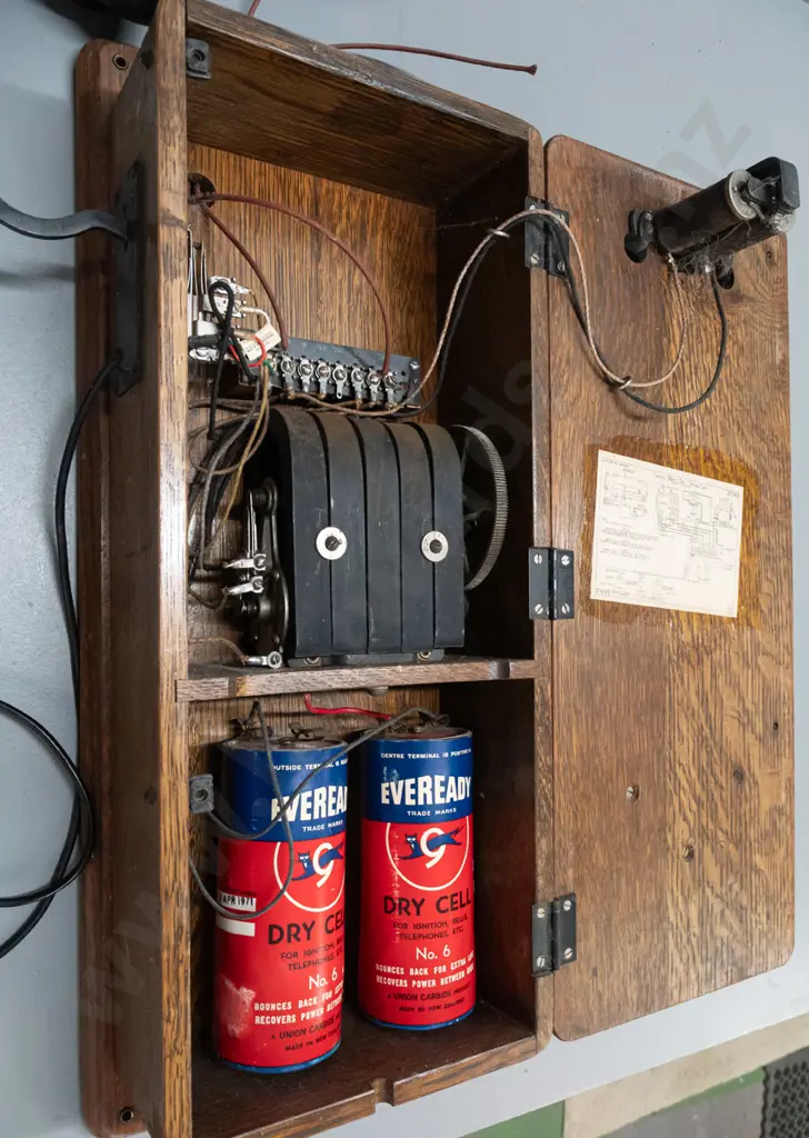 vintage oak-cased wall mount hand-crank telephone with bakelite hand set - fitted with 2 batteries made in 1971, inside Image 1++