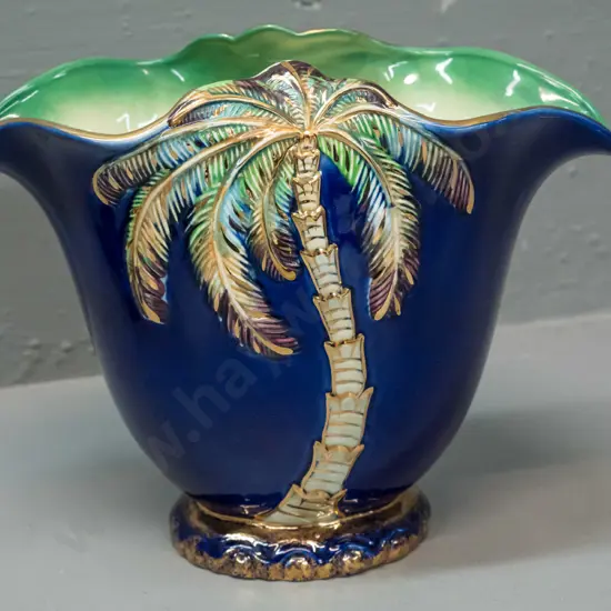Beswick cobalt blue palm vase with gilt decoration, cream & green interior H-210 W-260