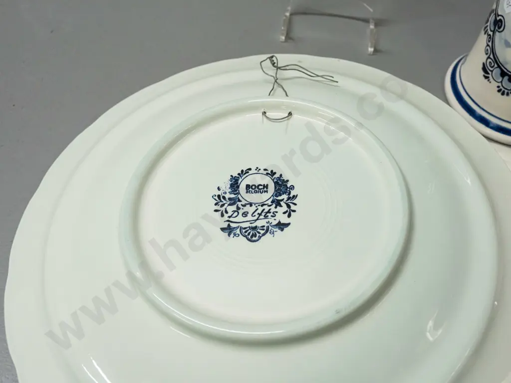 4 pieces blue and white ware - 3 Delft, one Doulton Norfolk - 2 Delft plates with wall hangers on back, tall cylindrical Image 1++