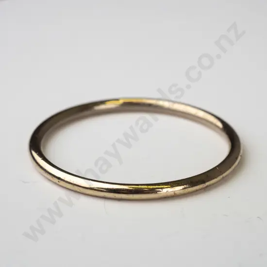 9ct lined bangle