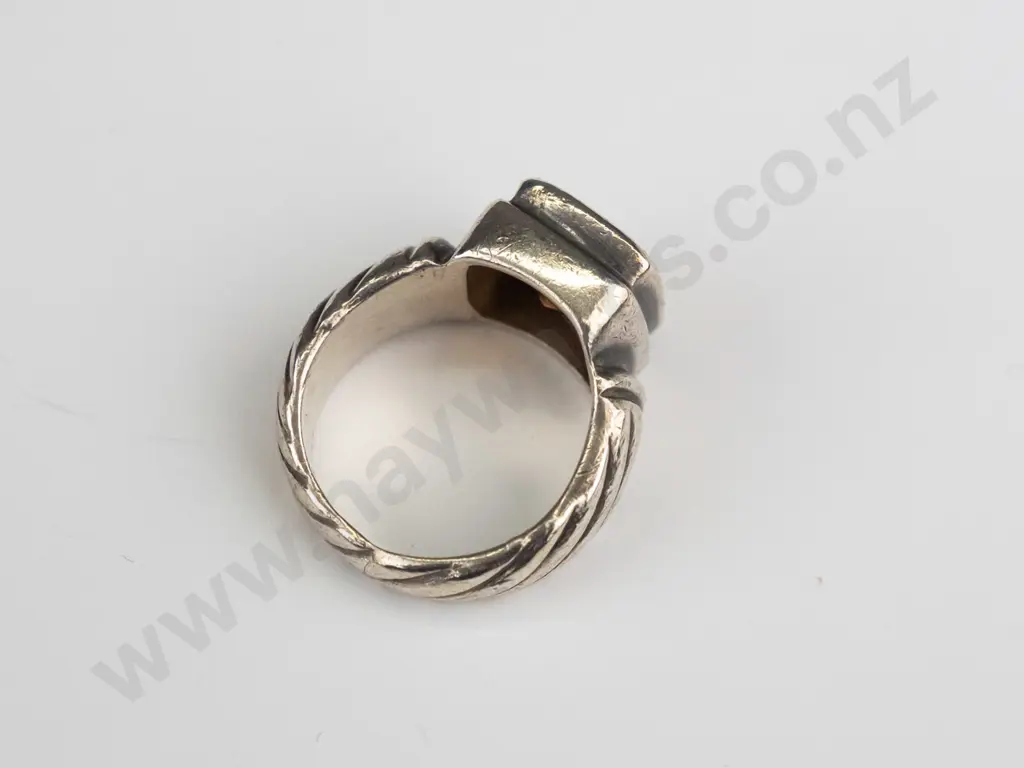 sterling silver citrine ring stamped 925 Image 1++