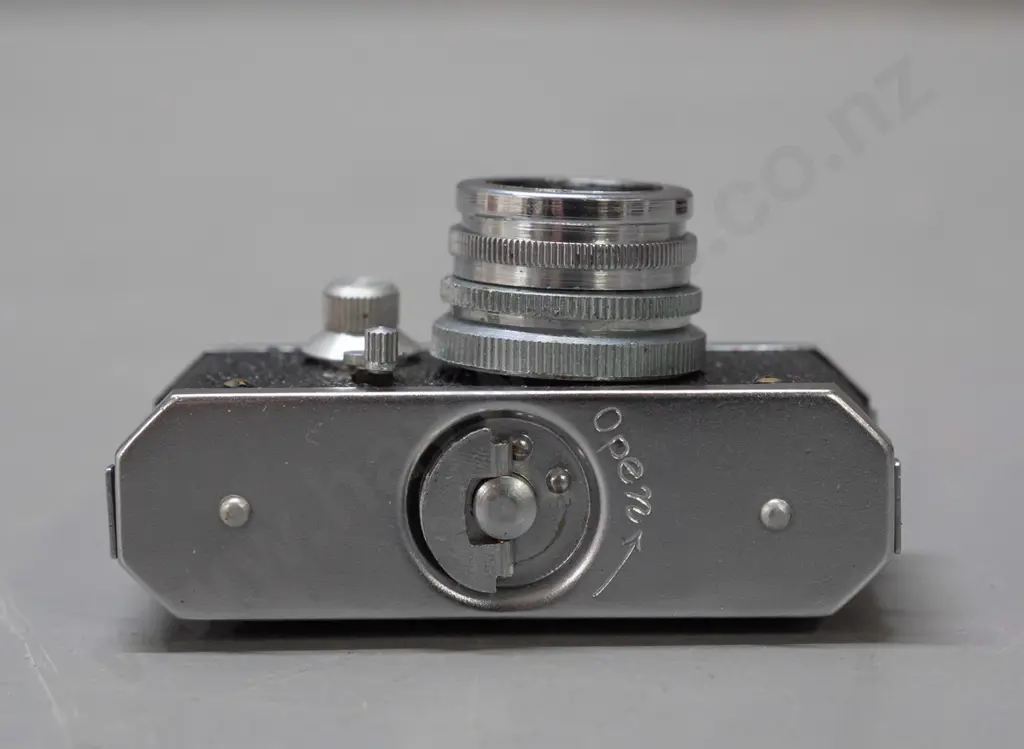 vintage Japanese "Kiku 16 Model II" miniature camera with leather case. Has take-up spool, shutter fires intermittently, Image 1++