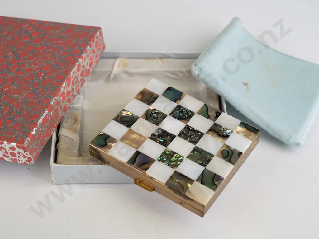 boxed paua shell compact Image 1++