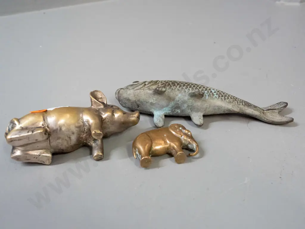 cast metal carp H-65 L-160 & pig and a small brass elephant Image 1++