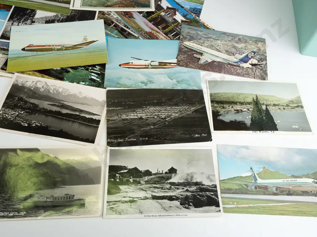 various NZ post cards - Queenstown, Cromwell, Wanaka, Thames, Rotorua etc & booklet of Oxford England Image 1++