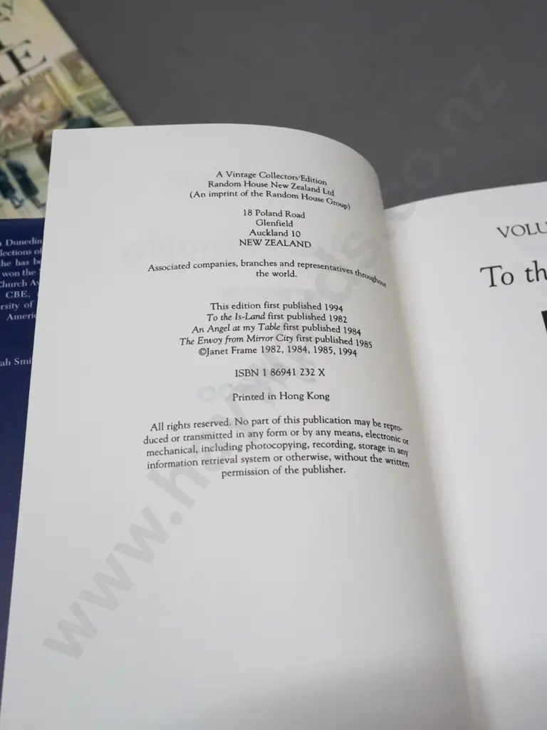 6 NZ literary books - Charles Brasch & Janet Frame, see photos. Autobiography is Vintage Collector's Edition Image 1++