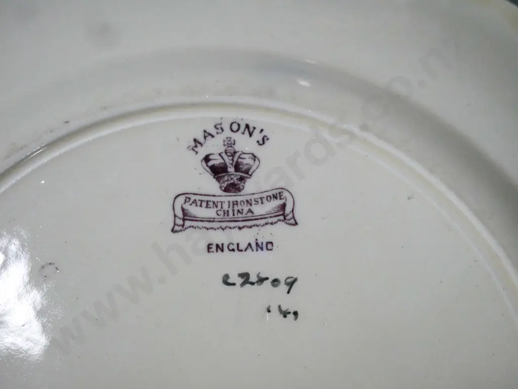 3x vintage Mason's hand-painted dinner plates, light crazing. D-260 Image 1++