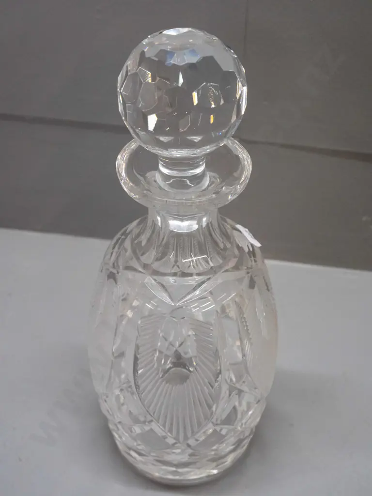 cut crystal stoppered decanter, no maker's marks H-270 Image 1++