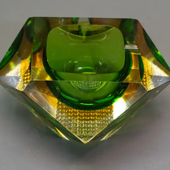 retro heavy glass green-and-gold geometric faceted ashtray H-70 W-130 D-130