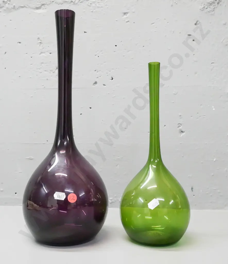 two art glass bottle vases, smaller green, larger amethyst. Larger vase H-400 D-140 Image 1++