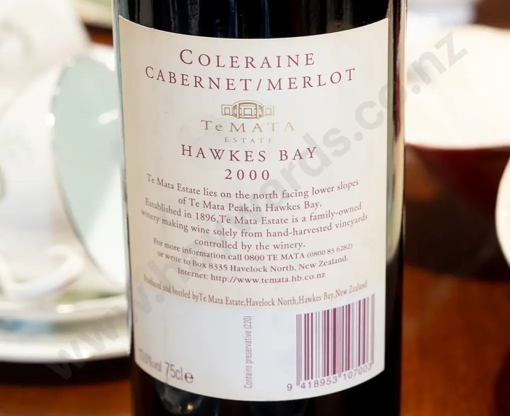 bottle of 2000 Te Mata Estate Coleraine, Cabernet/Merlot, Hawkes Bay wine 750ml Image 1++