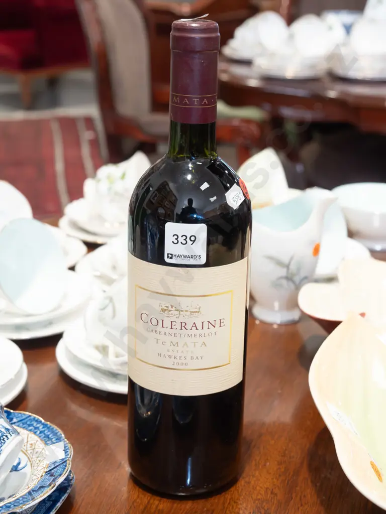 bottle of 2000 Te Mata Estate Coleraine, Cabernet/Merlot, Hawkes Bay wine 750ml Image 1++