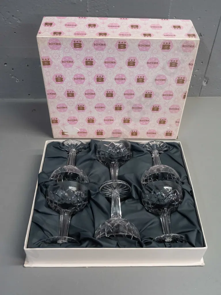 set of 6 Bohemia crystal hollow-stem champagne floats in fitted fabric lined box - H-115 D-90 Image 1++