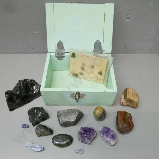 wooden storage box w/ mineral samples: petrified wood, obsidian, amethyst etc. Largest sample: L-155