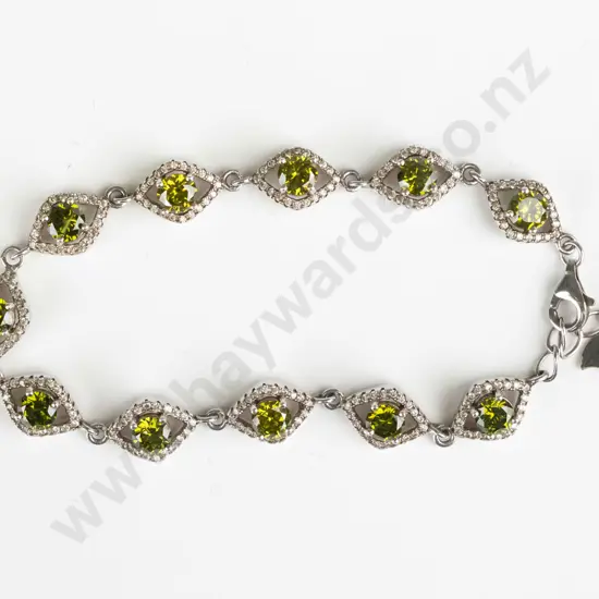 sterling silver peridot bracelet  stamped 925  - 11gms