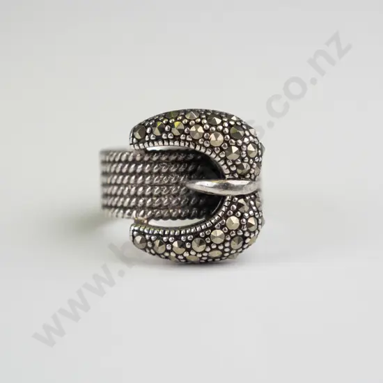 large sterling silver marcasite buckle ring no mark