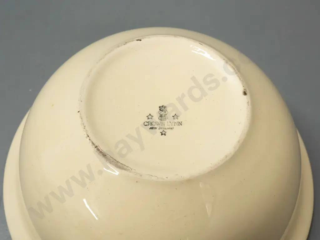 Crown Lynn ivory glaze mixing bowl with tiki mark, slight crazing H-110 D-260 Image 1++