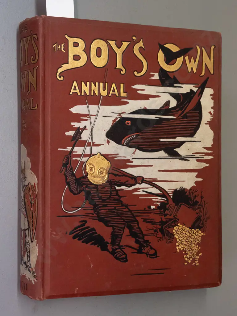 vintage 1911 Boys Own Annual with school presentation label. H-290 W-220 Image 1++