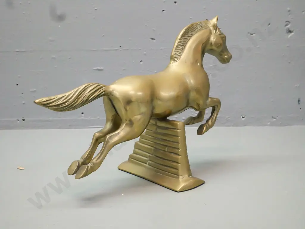 brass horse jumping fence, 'Made in Korea' label on base. H-190 L-250 Image 1++