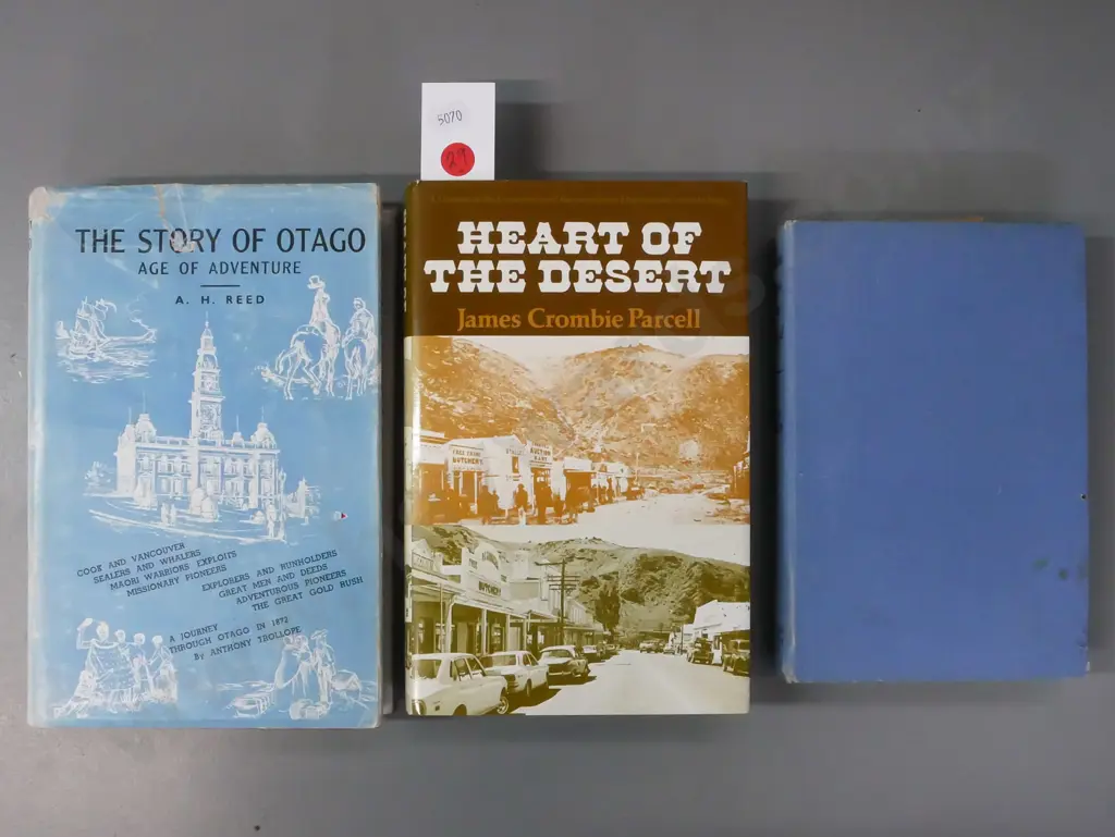 3x books: Station Life in New Zealand, Lady Barker (1950 Whitcombe & Tombs). Heart of the Desert (James Crombie Parcell Image 1++