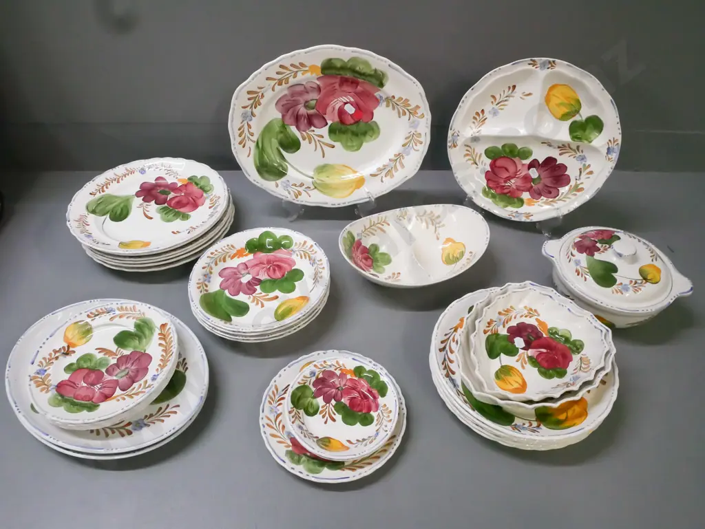 30 pieces Simpsons Belle Fiore hand-painted dinnerware: 6x large plates, 5x smaller plates, 4x side plates, 4x bowls, Image 1++