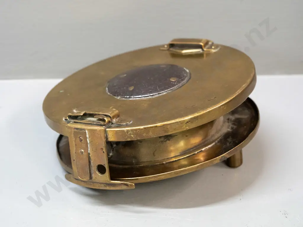 vintage large brass fishing reel marked Burton & Littlejohn Wellington 824 - age wear, knob has been reattached  D-170 Image 1++
