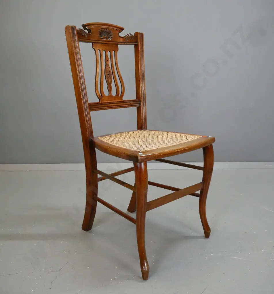 vintage mahogany Sheraton-revival cab leg side chair with shaped crest over lyre shaped pierced back splat, Image 1++