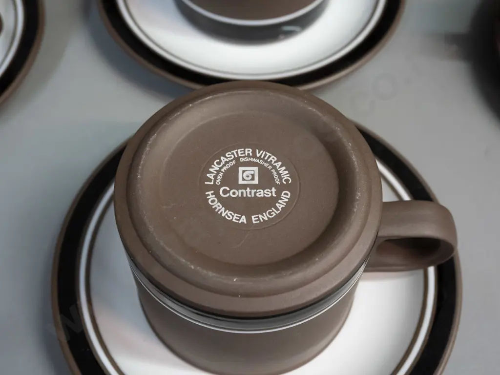 retro Hornsea Vitramic "Contrast" pattern coffee pot, cream, sugar and 4 cups & saucers - coffee pot H-180 Image 1++