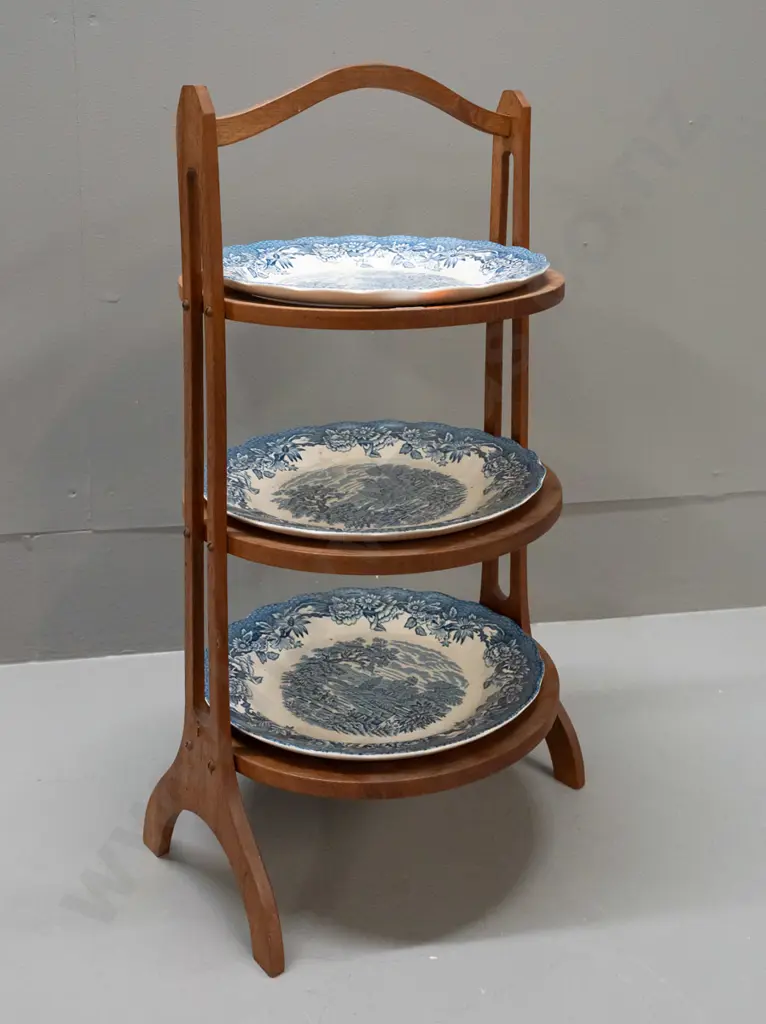 vintage oak 3-tier cake plate stand with 3 Ridgway's blue & white Woburn pattern plates. H-460 WW-250 Image 1++