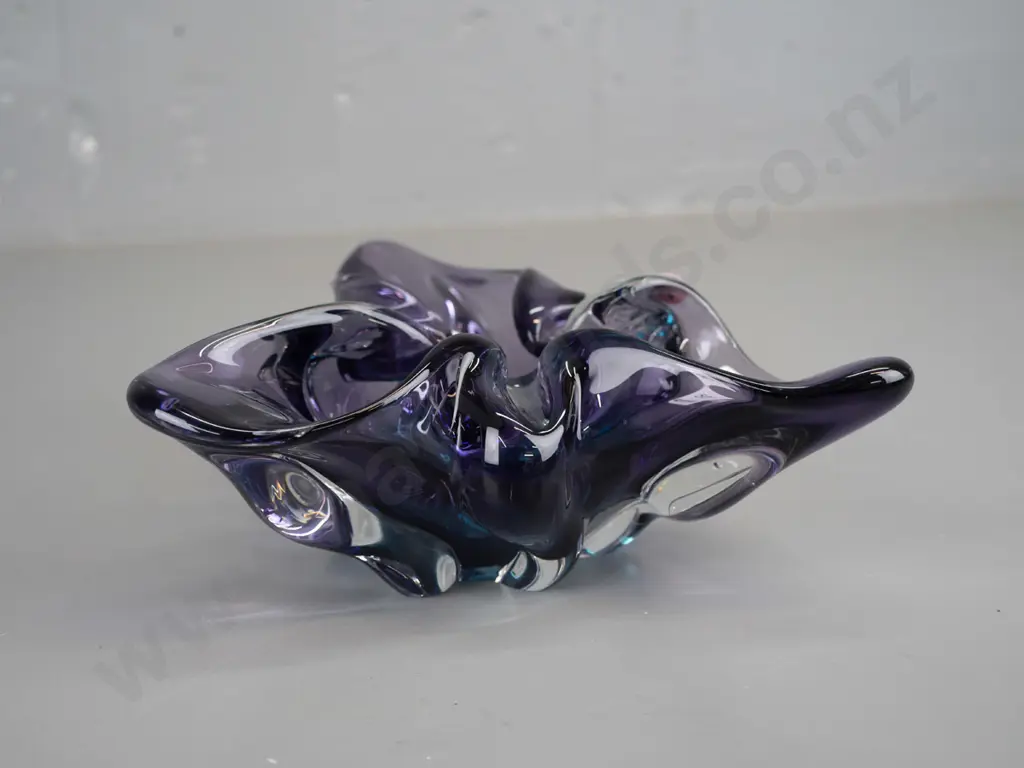 mid-century Murano-style glass bowl W-240 Image 1++