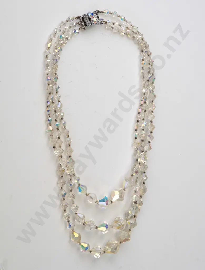 3 strand crystal necklace Image 1++