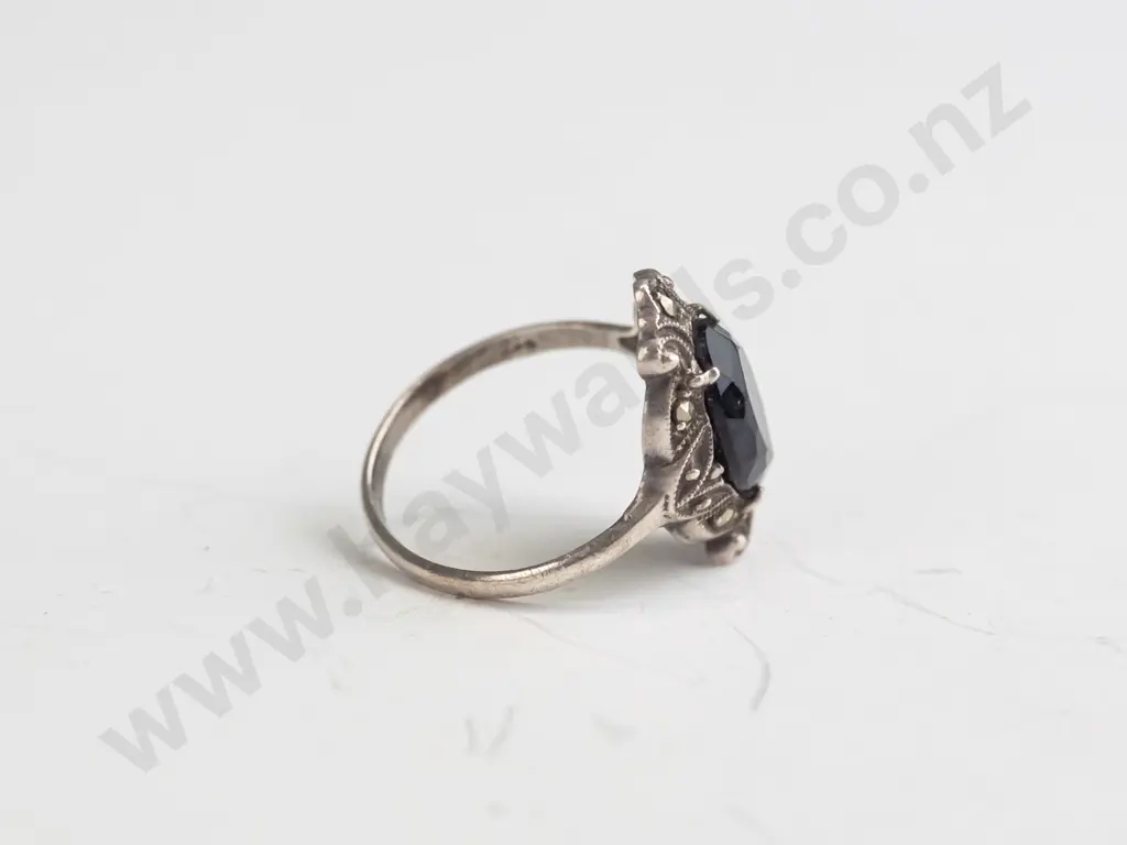 silver black stone ring stamped 925 Image 1++