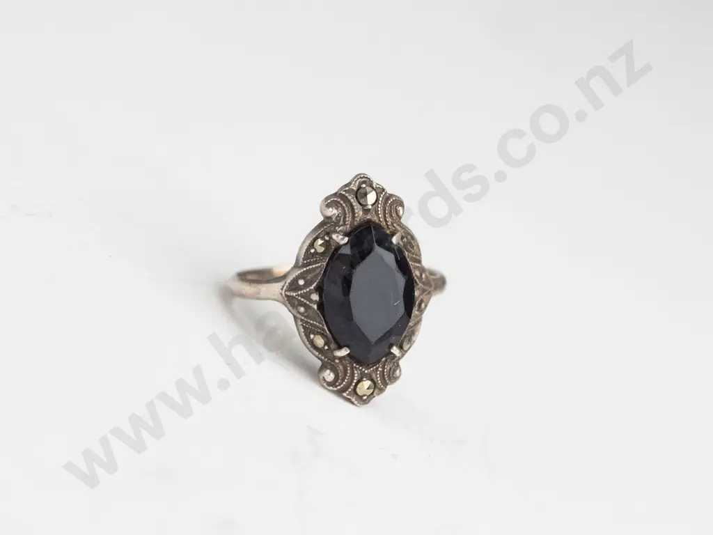 silver black stone ring stamped 925 Image 1++