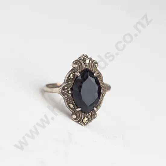 silver black stone ring stamped 925