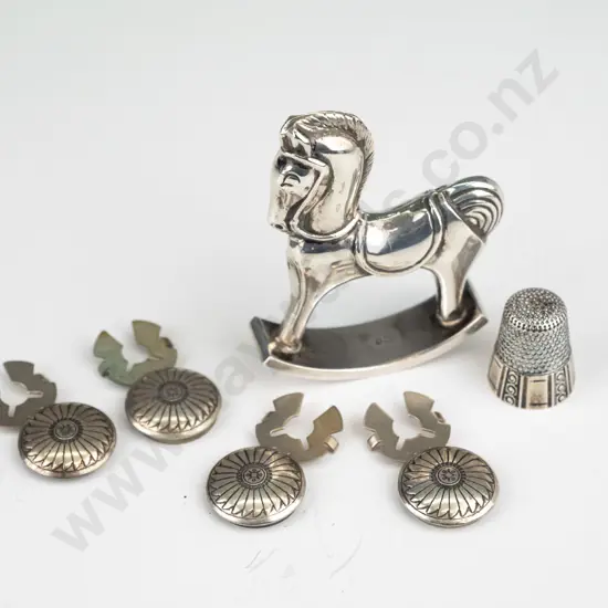 sterling silver rocking horse stamped 925, thimble & 4 unmarked buttons - 35 gms in total