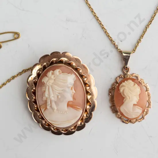 9ct cameo necklace & brooch both stamped 9ct (total 10.10gm)