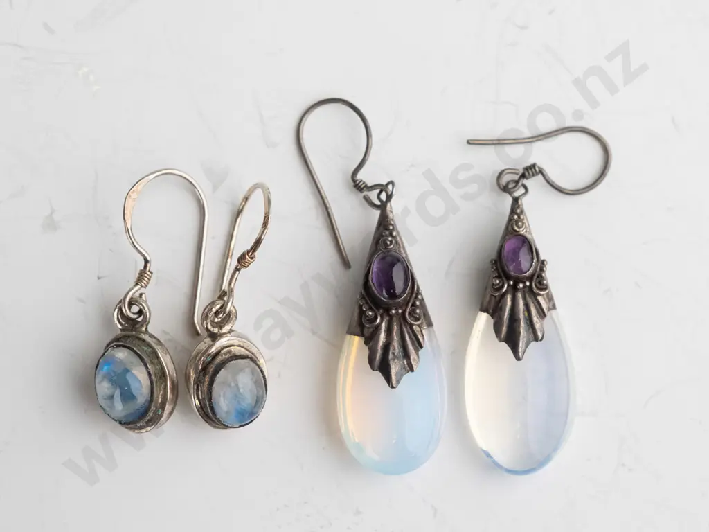 2 pairs of earrings both stamped 925 Image 1++