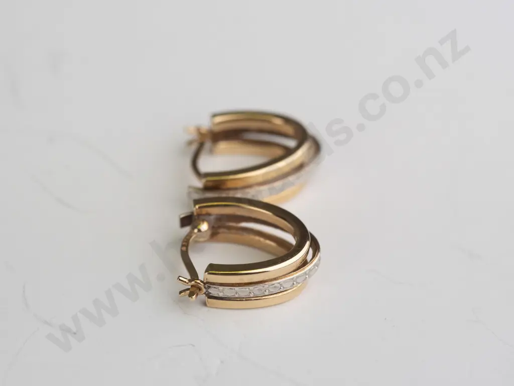 9ct 2 tone hoop clip earrings 2gms Image 1++