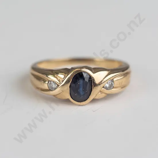 9ct sapphire & diamond ring 3.3gms