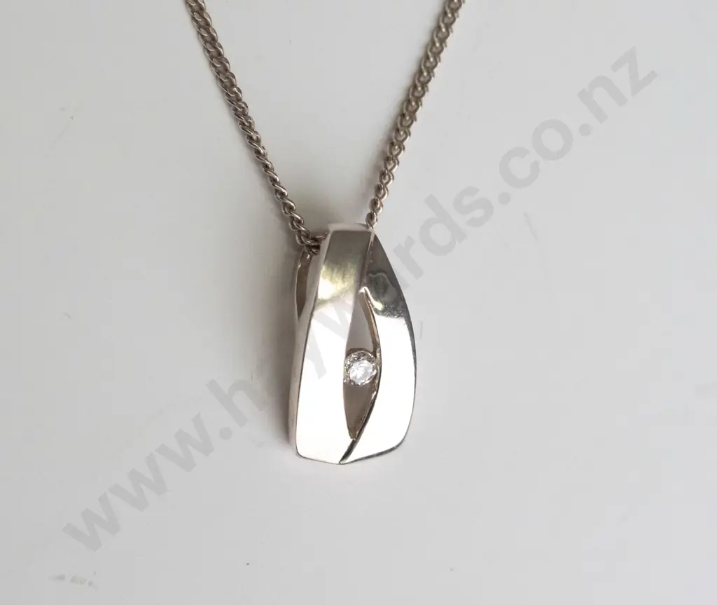 silver & cz necklace chain stamped 925 Image 1++