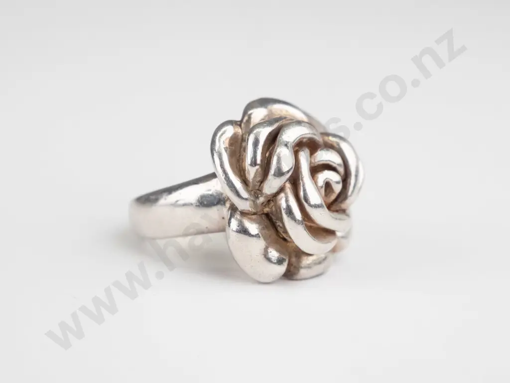 sterling silver large flower ring stamped 925 Image 1++