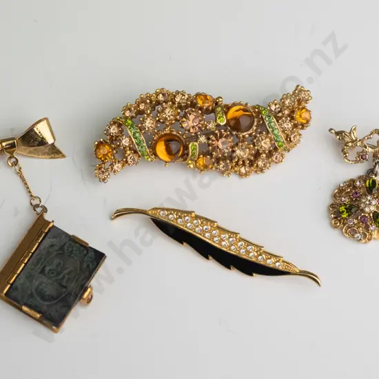4 asstd costume brooches