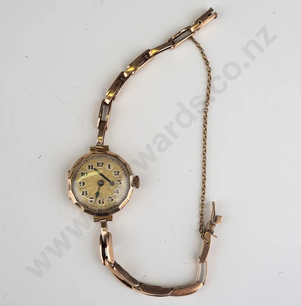 9ct gold watch and strap Total 19.1gm (gold estimate 10gm) Image 1++