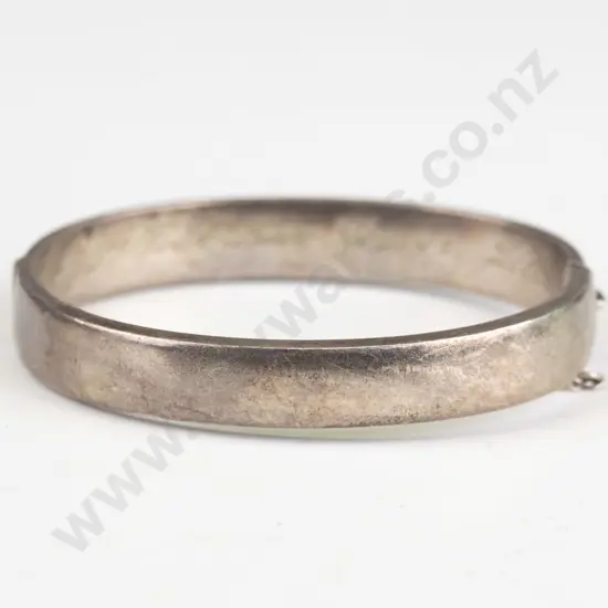 silver bangle stamped stg sil NZ safety chain broken